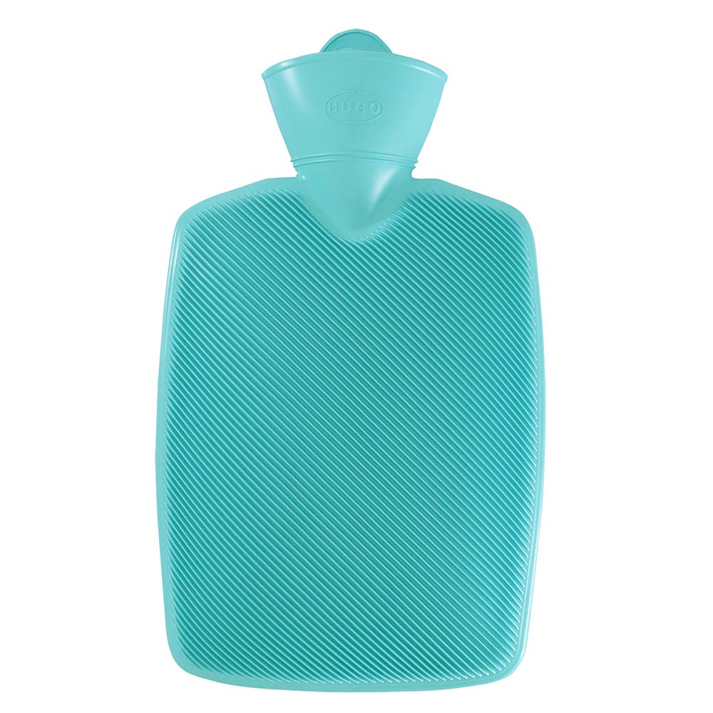 Mintfarbene Wärmflasche mit Halblamelle und Einfüllstutzen