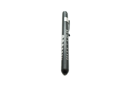 Diagnostikleuchte, Stirnseite mit mm-Skala und Metallring