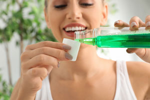 Higiene bucal correcta, paso 3